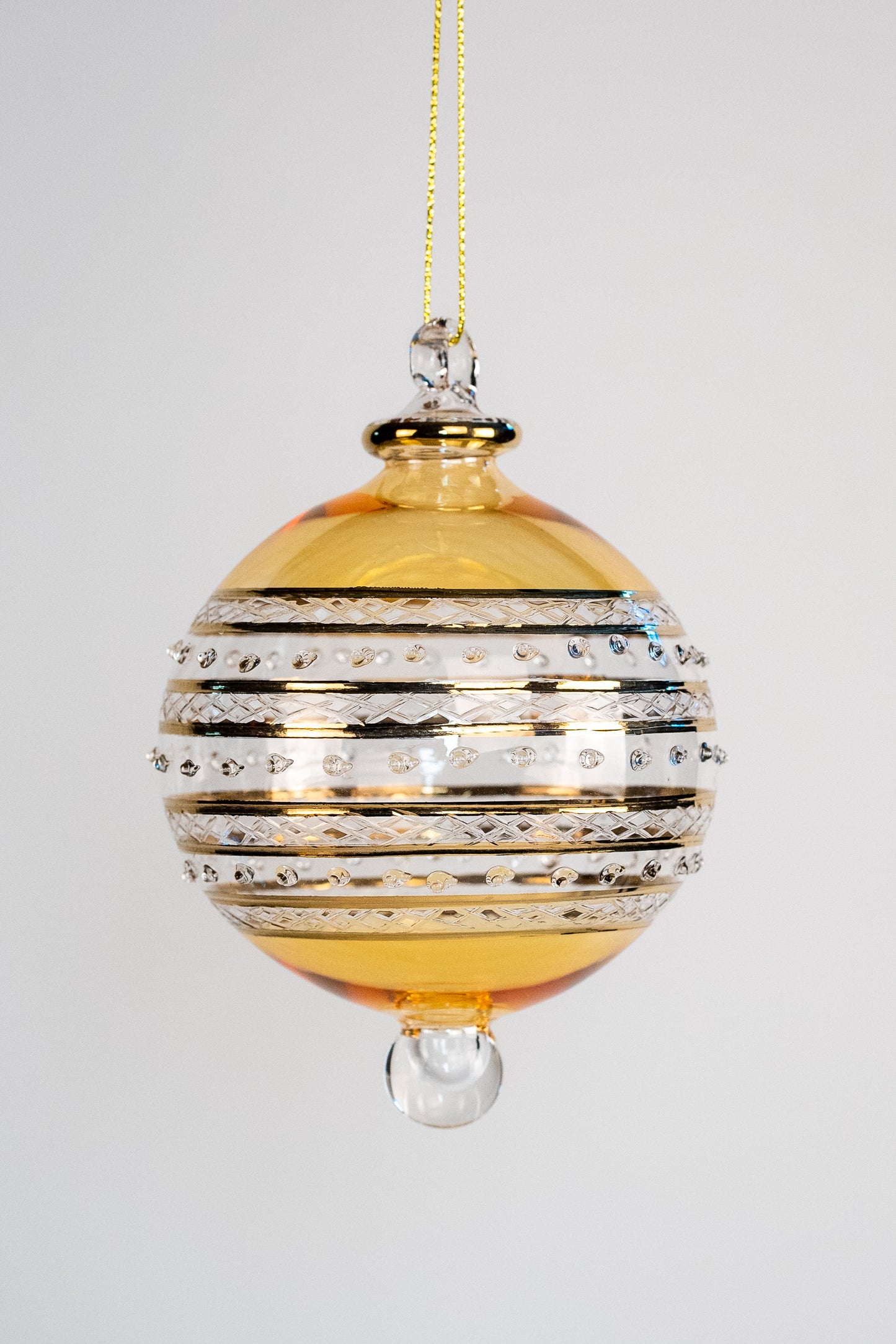 The one Color Elegant Ornament