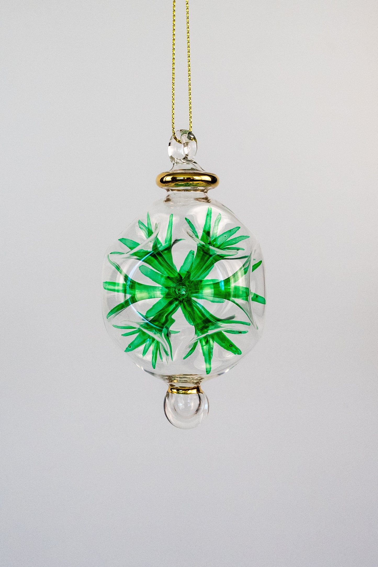 Assortment of Five beautiful Pieces of Ornaments the colorful flower