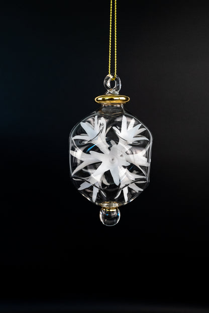 Assortment of Five beautiful Pieces of Ornaments the colorful flower